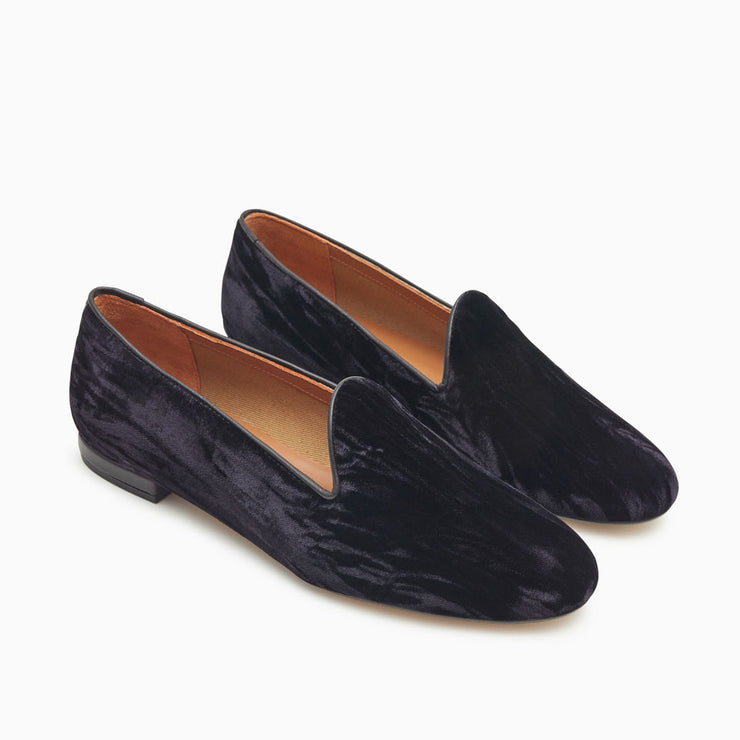 Jon Josef Gentry Loafer Flat in Linda Black