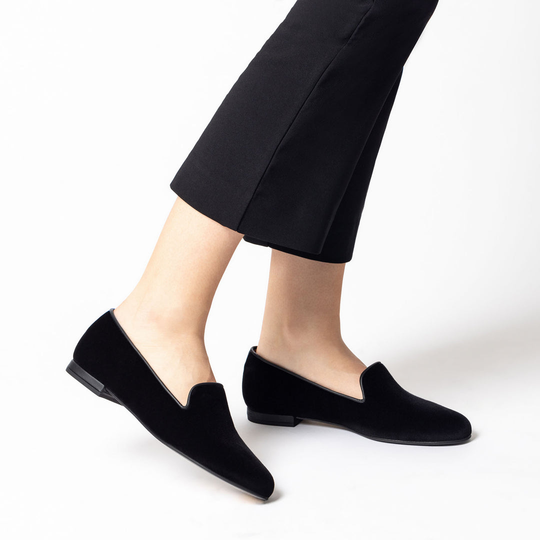 Gatsby Black Velvet Flat Jon Josef